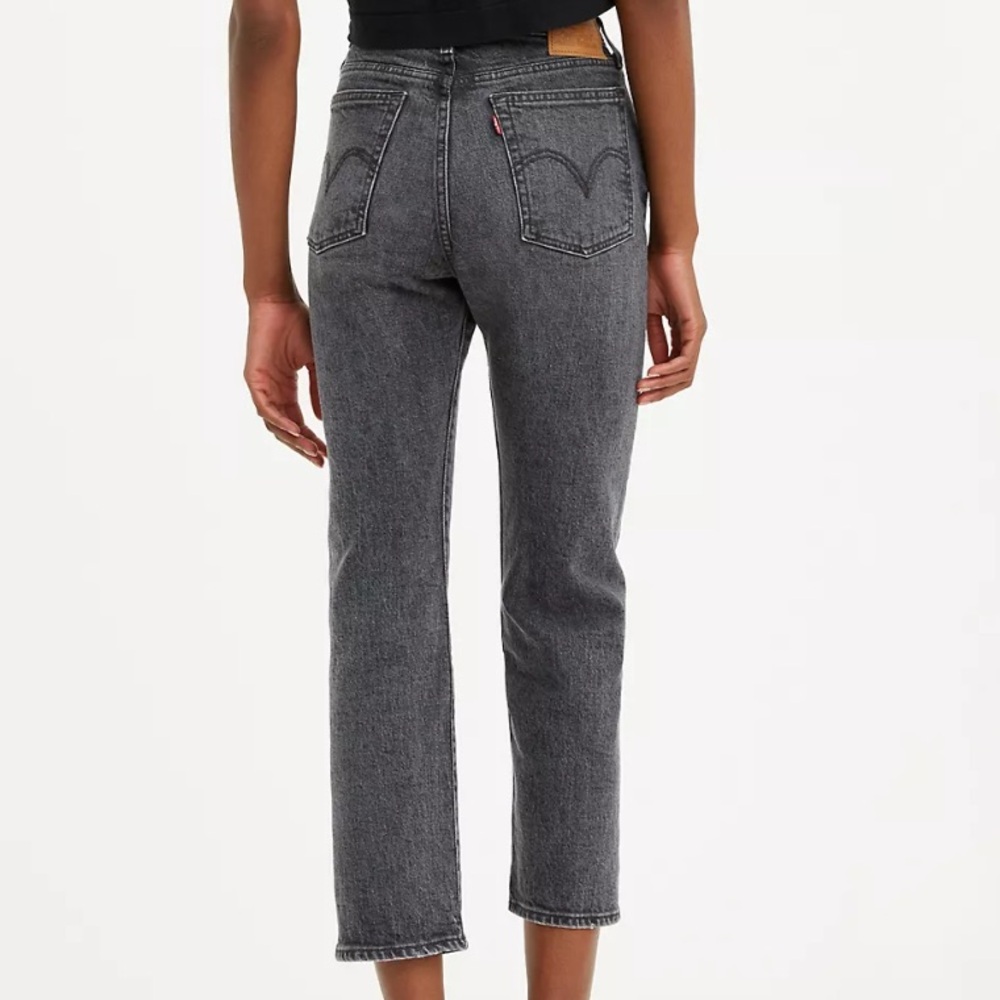 Levi’s Wedgie Straight Jeans